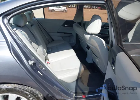 2013 Honda Accord Ex-L V-6 z USA, uszkodzony, nr VIN 1HGCR3F83DA044173